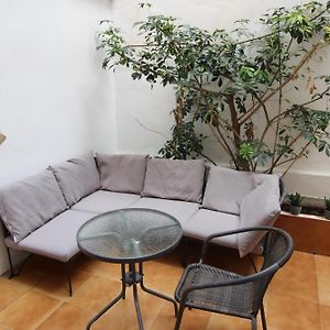 Increible Apartamento con terraza al lado de Torres de Quart